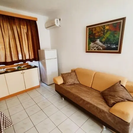 Apartament Mejdi Saranda